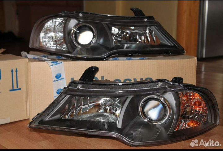 Фары Daewoo Nexia правая левая 08-16
