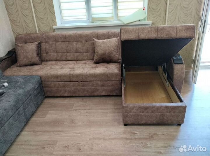 Угловой диван раскладной в наличии не б/у