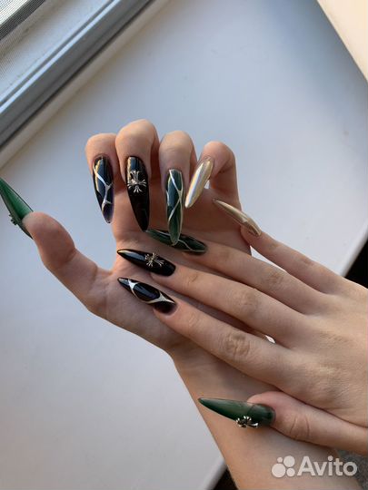 Мастер маникюра и наращивания ногтей