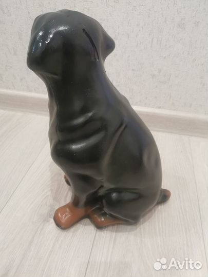 Фигурка статуэтка собака (копилка)