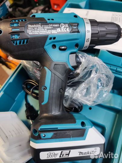 Дрель аккумуляторная шуруповерт Makita DF488DWE