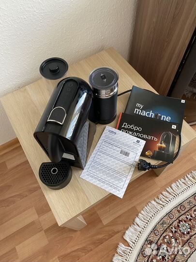 Продам кофе машину Nespresso Delonghi