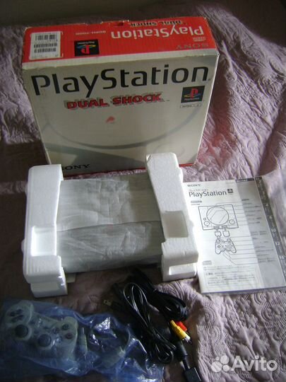 Sony playstation 1 PS1 в коробке