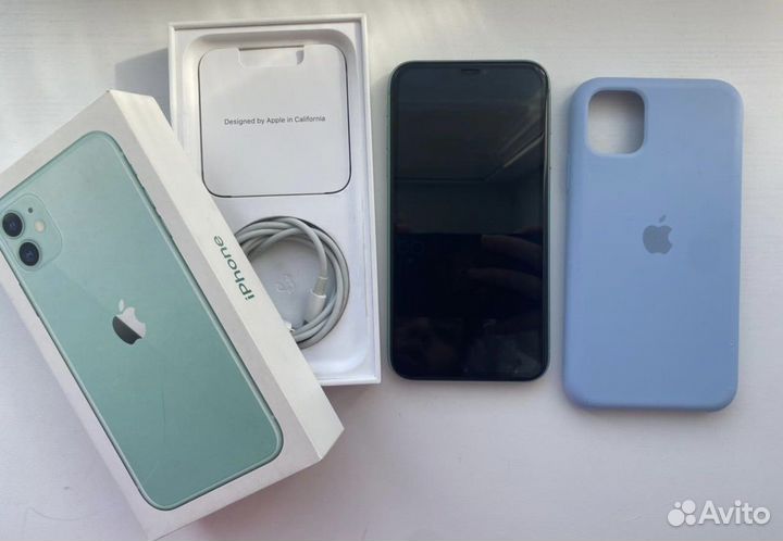 Телефон iPhone 11