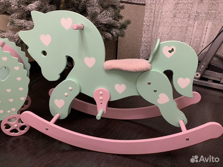 Лошадка качалка деревянная, коляска, кроватка