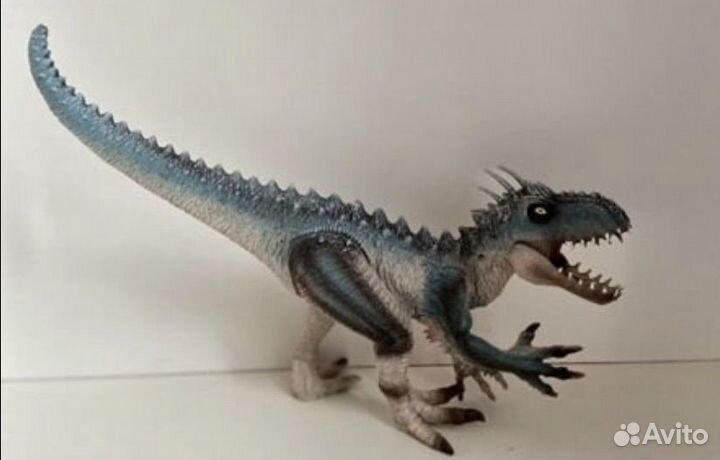 Динозавр со звуком и набор робокар поли