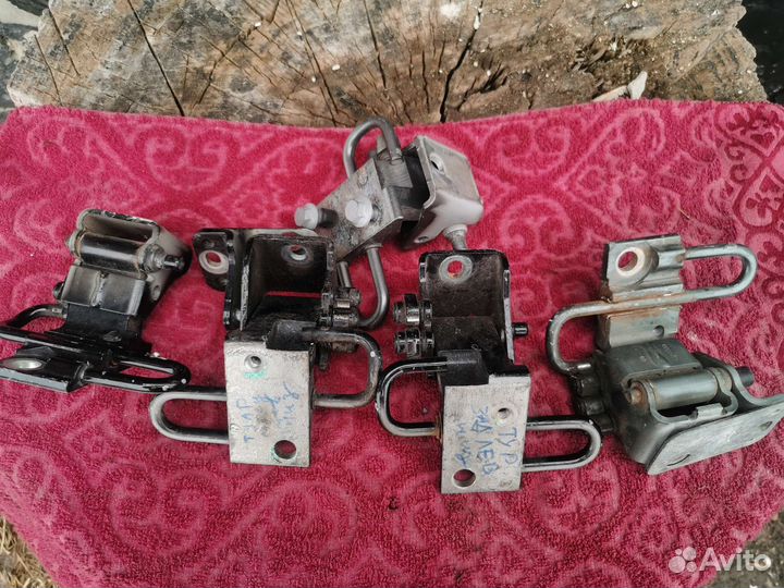 Нижние петли задних VW Touareg