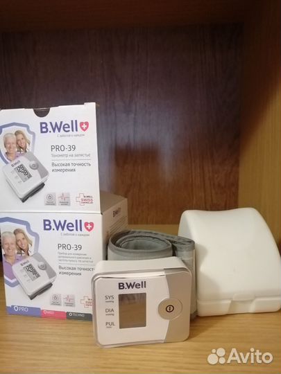 Тонометр на запястье