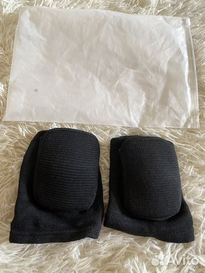 Наколенники для спорта / танцев