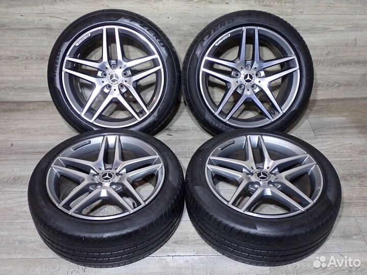 R19 Pirelli P Zero 245/45, PCD 5x112 DIA 66.6