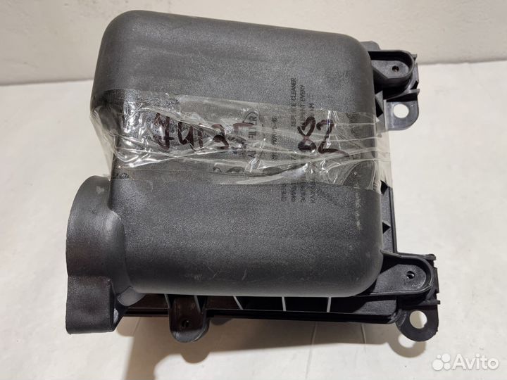 Корпус воздушного фильтра (вис) 21083-12