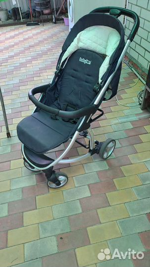 Прогулочная коляска