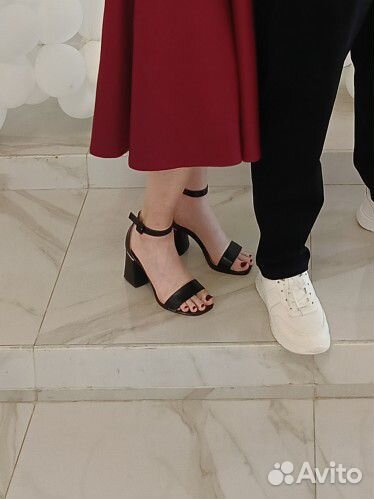 Босоножки женские