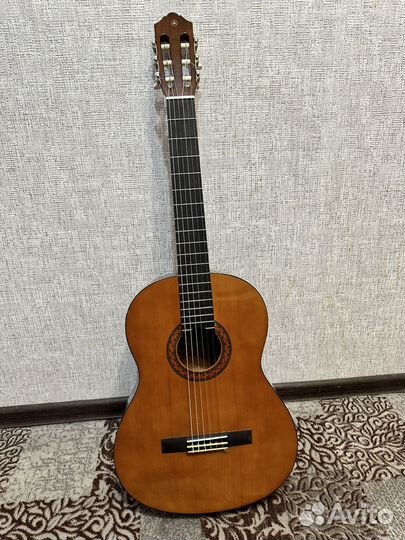 Гитара yamaha c40