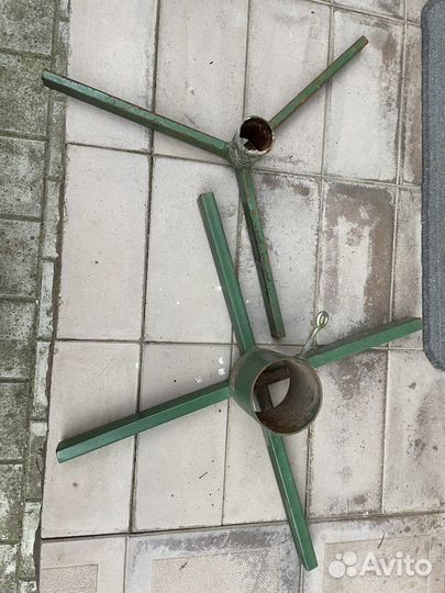 Подставка для елки