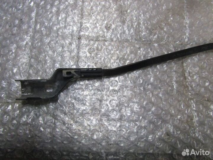 Поводок стеклоочистителя передний левый Ford Monde