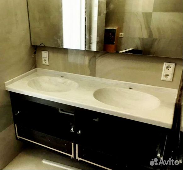 Столешница для ванной из искуственного камня