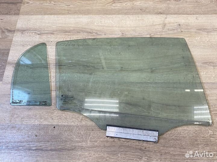 Opel astra j заднее правое стекло и форточка