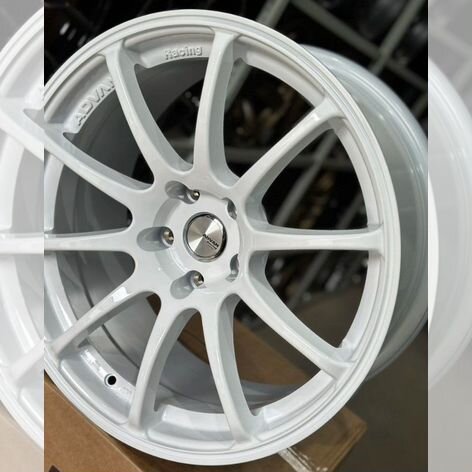 Литые диски Advan Racing 8×R18 5×114.3