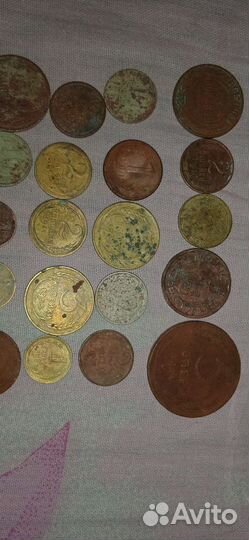 Продаю старые монеты