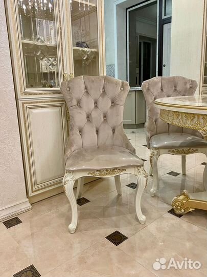 Столы и Стулья