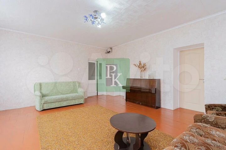 Дом 131 м² на участке 8 сот.