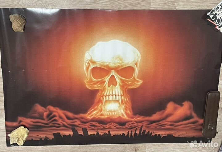 Постеры и открытки (в ассортименте)