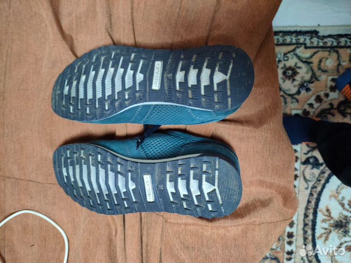 Спортивные летние туфли