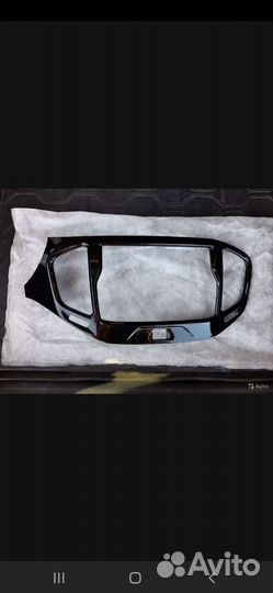 Продам рамку для автомагнитолы