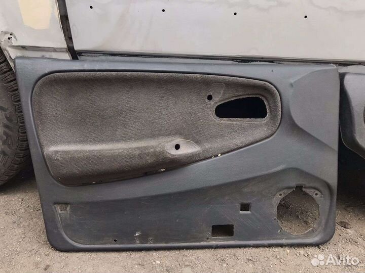 Дверные карты ваз 2114,15