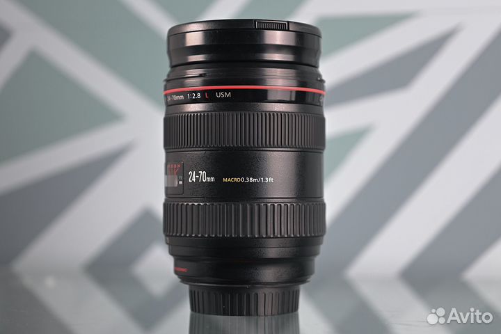 Canon EF 24-70mm f/2.8L USM