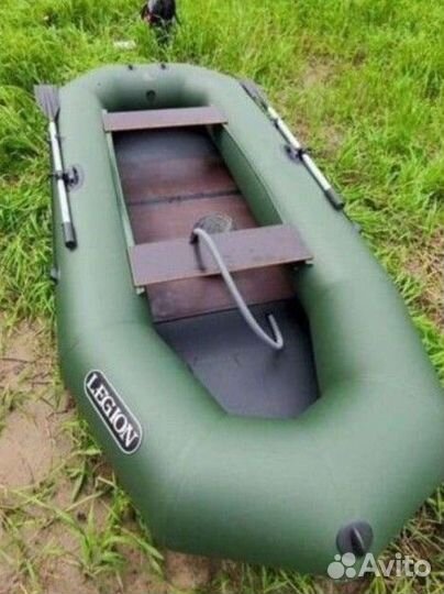 Новая в упаковке надувная лодка