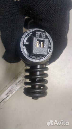 Форсунка топливная Volkswagen Golf 5, 2009