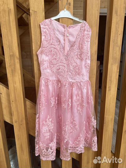 Нарядное платье