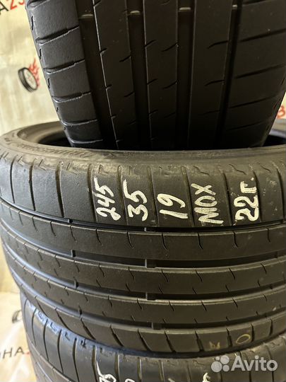 Bridgestone Potenza Sport 245/35 R19 и 275/30 R19 93Y