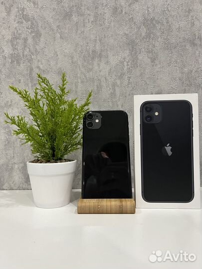iPhone 11, 64 ГБ