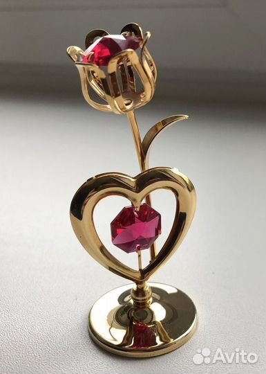 Статуэтка с подарочной коробочкой