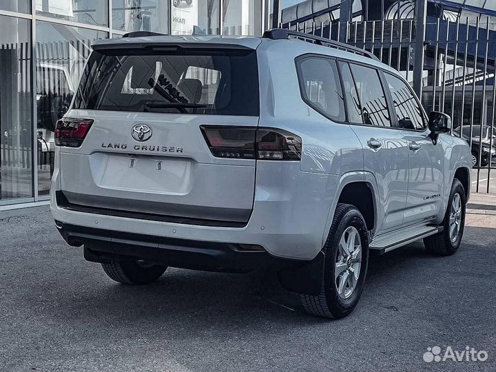 Toyota Land Cruiser 4 AT, 2023