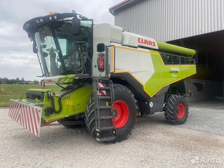 Комбайн Claas Lexion, 2022