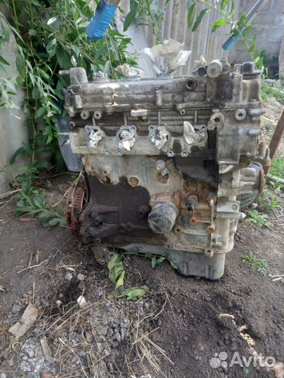 Двигатель б/у на запчасти или под восстановление