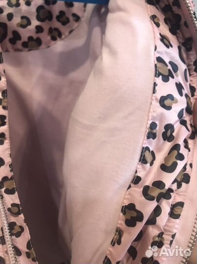 Продам куртку на девочку