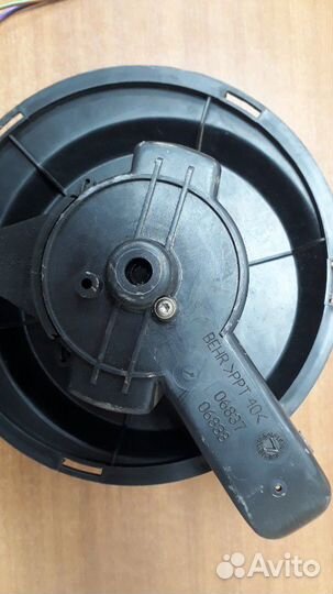 Моторчик отопителя Мерседес Атего