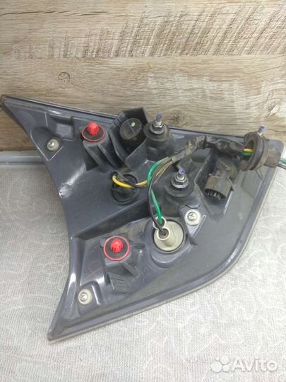 Фонарь Ниссан x-trail