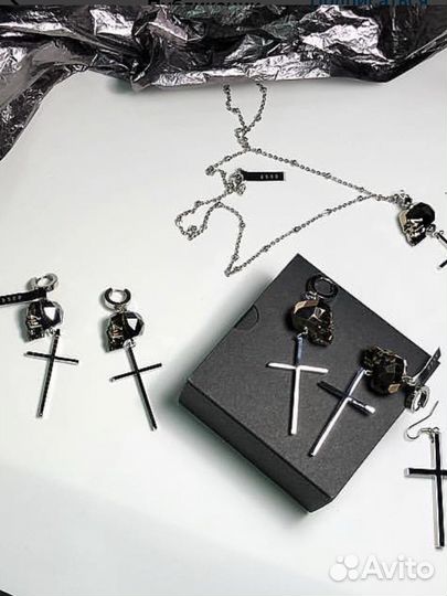Серьги крест