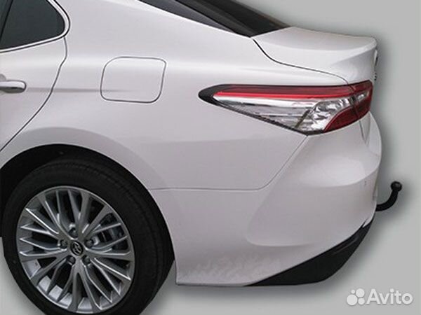 Фаркоп установка тсу Toyota Camry XV70, 4-дв. седа