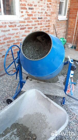 Аренда Бетономешалки 180л