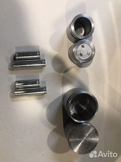 Комплект поршней суппортов (передние и задние)