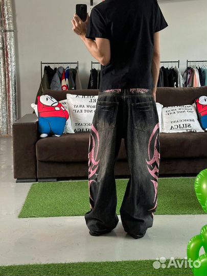 Jaded London colossus Lazer tribal