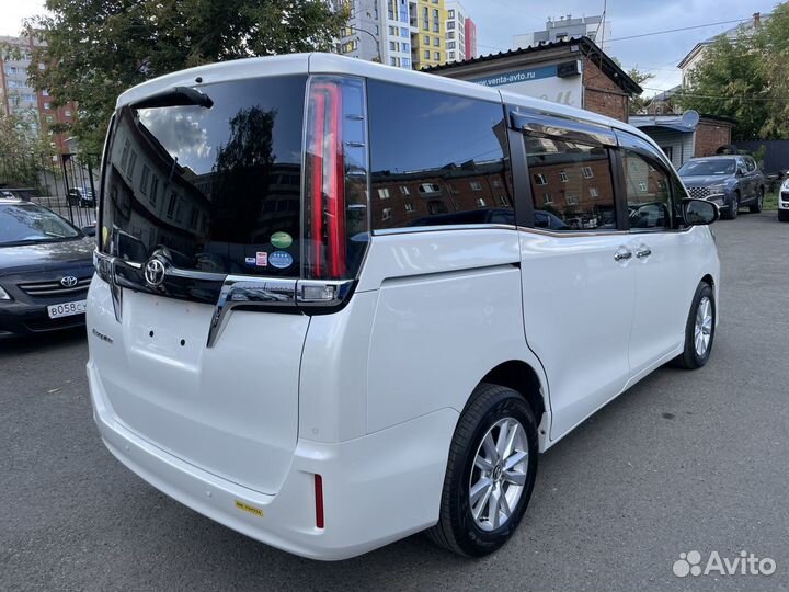 Toyota Esquire 2.0 CVT, 2019, 65 400 км