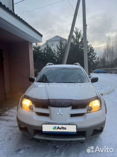 Mitsubishi Outlander 2.4 AT, 2003, 230 000 км